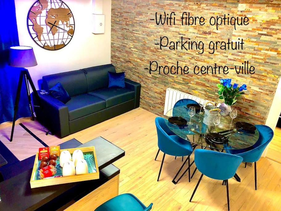 Résidence privée, climatisée, équipée WIFI, 50 m plage de la Roquille, 34300 Le Cap d\'Agde