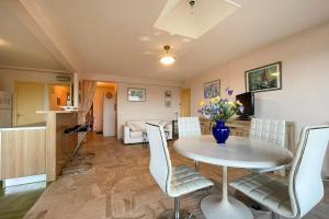 Residence with swimming pool for 4 people panoramic Sea & Mountain view