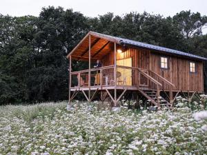 Restful Bungalow in Ploemel with Shared Sauna