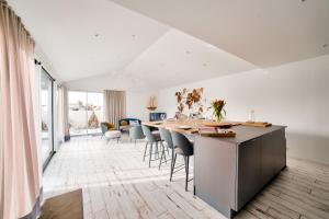 Retrouvailles en famille dans cette superbe maison avec jacuzzi