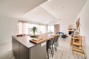 Retrouvailles en famille dans cette superbe maison avec jacuzzi