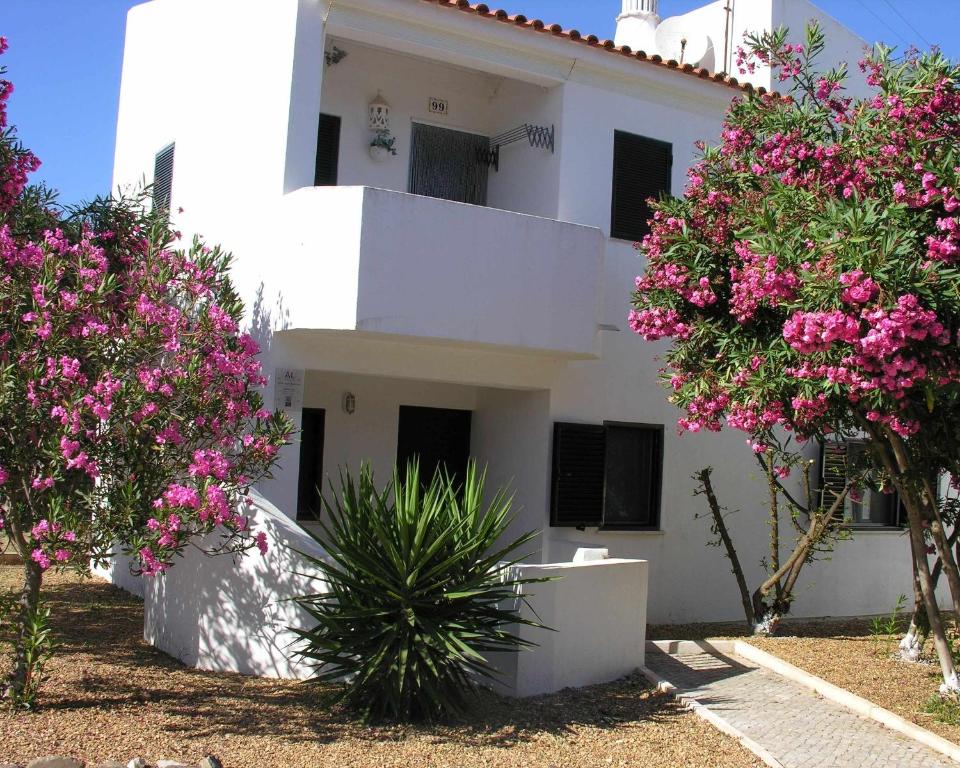 Retur Algarve Beach House Rua de Retur 99  R/C, 8950-101 Castro Marim