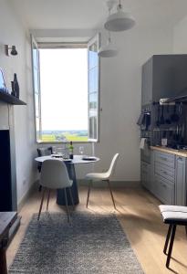 Romantic Gite nr St Emilion with Private Pool and Views to Die For