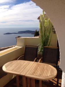 Maison de vacances Romantic Hideaway Eze/ Monaco with spectacular sea view Rue Bounou 1 06360 Èze Provence-Alpes-Côte d\'Azur