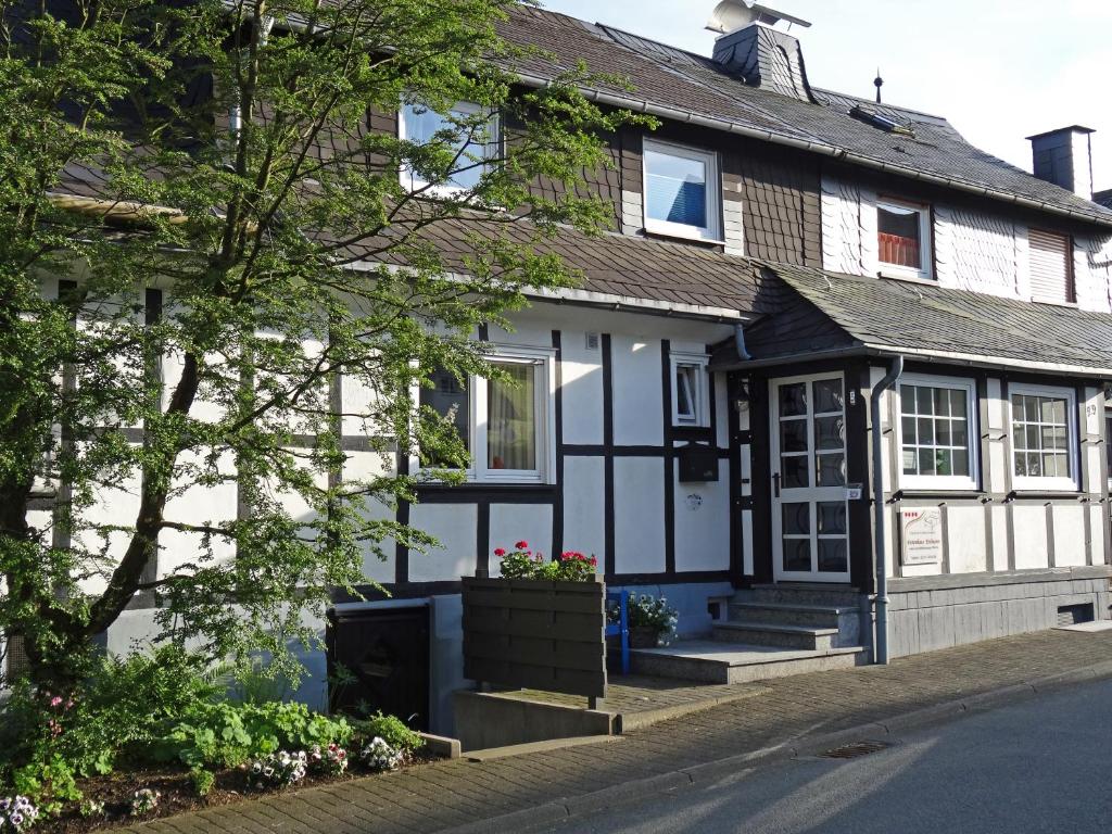 Romantik Ferienhaus 1854 Bergmannsweg 5, 59939 Elpe