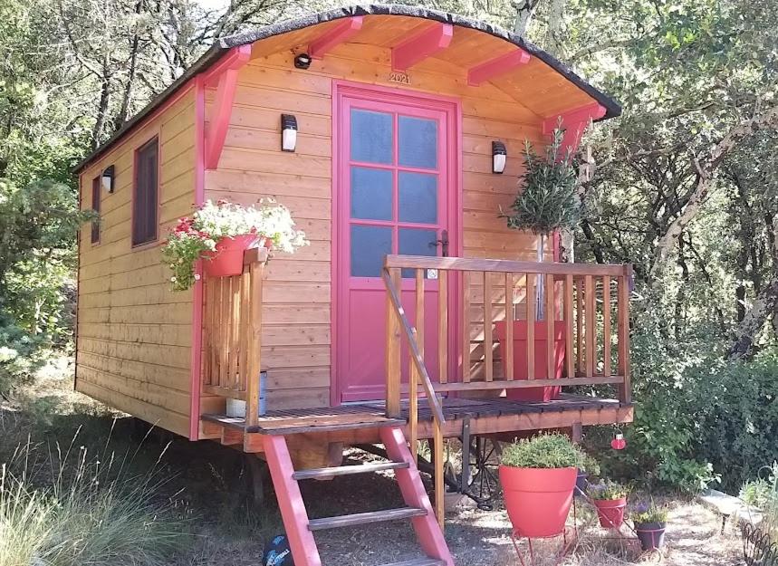 Maison de vacances Roulotte avec piscine en Cévennes 71 Les Yssarts 30360 Monteils