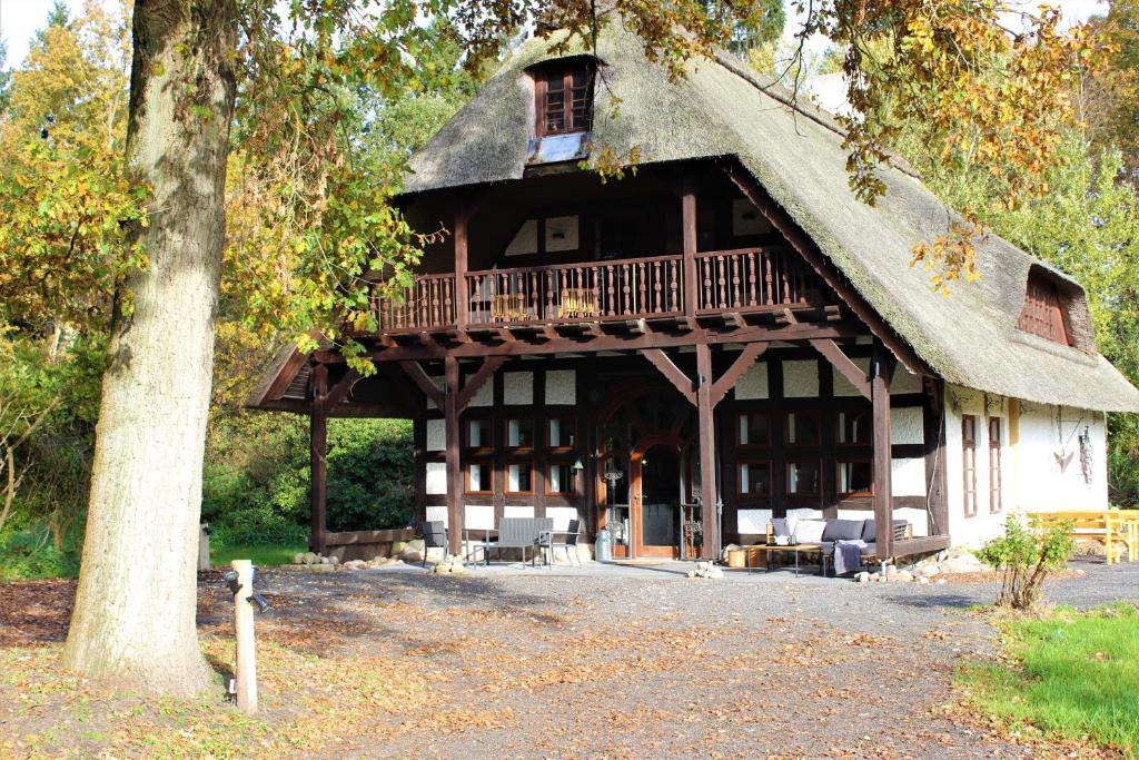 Maison de vacances Ruhe unter Reet - Haus mit Sauna & Kamin im Grünen 19 Dahldorfer Straße 27442 Gnarrenburg