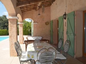 Rural villa in Lorgues with a private pool