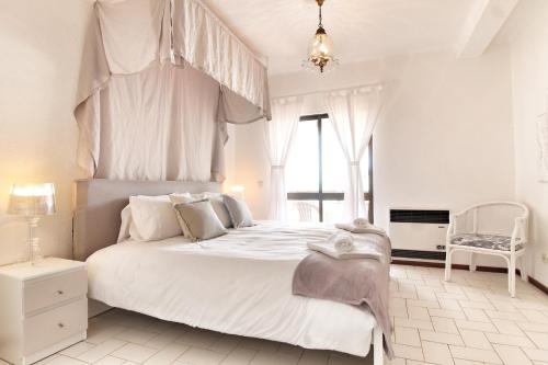 Rustic Beach House at the Cliff T3 | C218