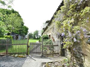 Maison de vacances Rustic Holiday Home in Normandy France with Garden  50420 Gouvets Normandie