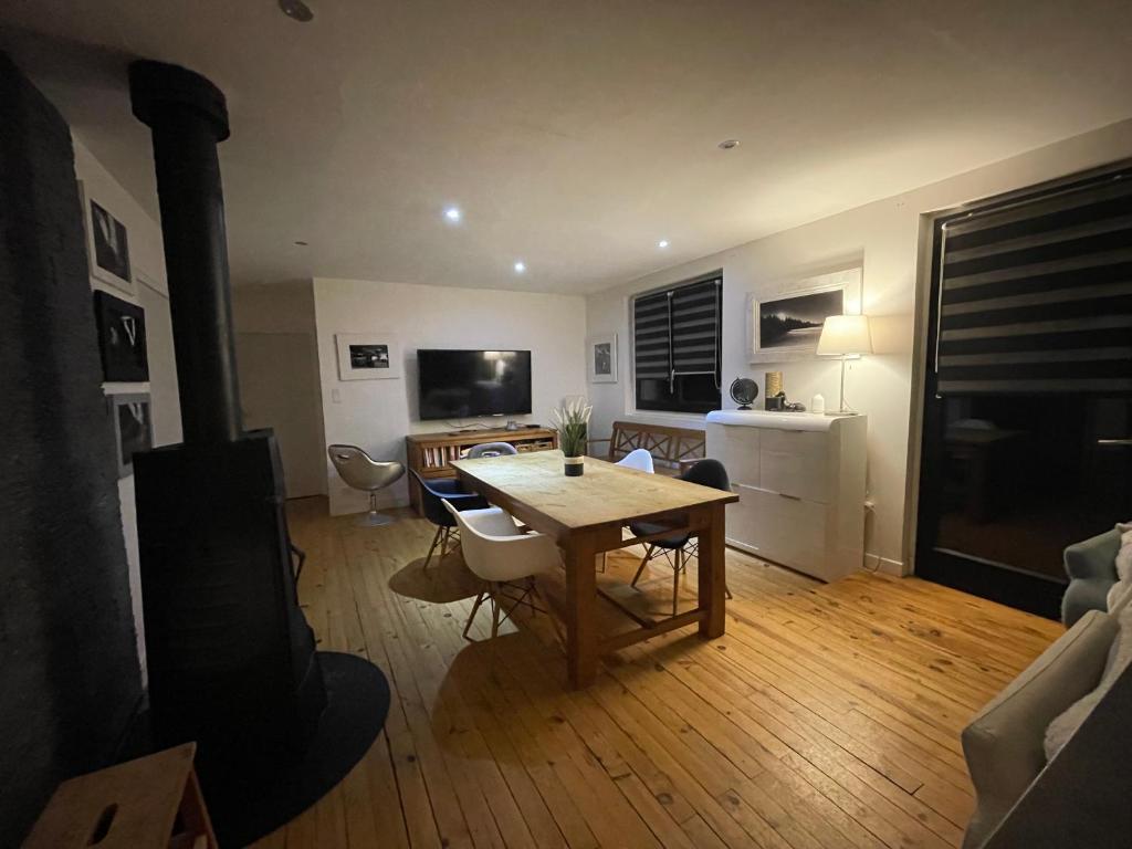 Saboia -Spacious Gorgeous Apartment 2765-279 Monte Estoril
