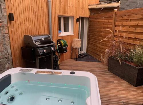 Saint Malo - Jolie Maison avec Jacuzzi 150m gare
