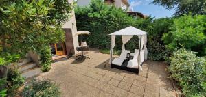Saint Raphael - Appartement dans villa au calme à Valescure y- Prix inchangés