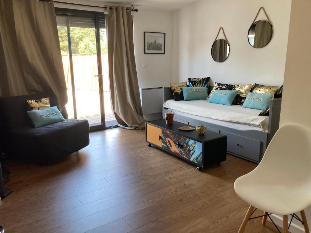 SAMANDINE HOME