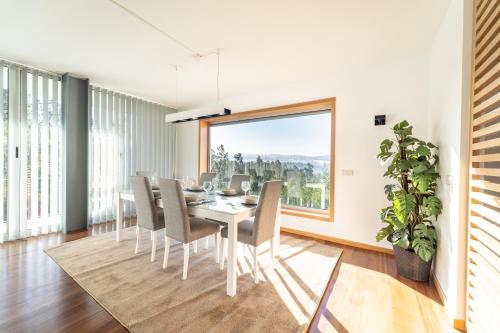 Santo Amaro - V3 privada com piscina, localizada junto ao Golf - Ponte de Lima