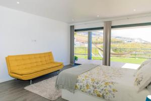 Santos House- 1-Bed House in Estreito da Calheta