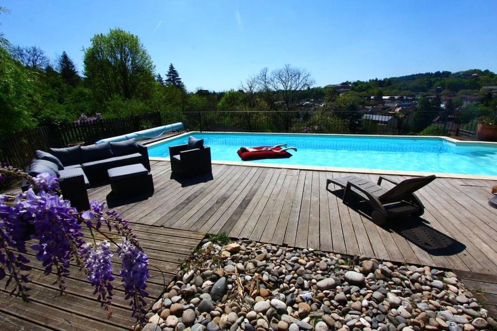 Maison de vacances Sarlat, 700 m à pied du centre historique, maison La Salamandre impasse erik satie 24200 Proissans