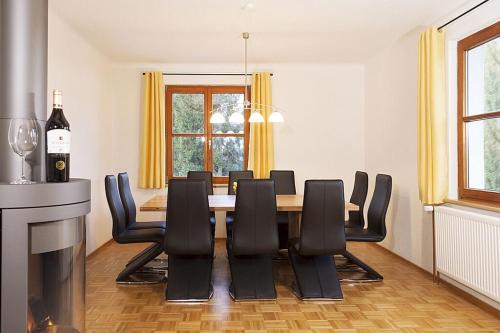 Schwarzwaldhaus24 - Ferienhaus mit Sauna, Whirlpool und Kamin