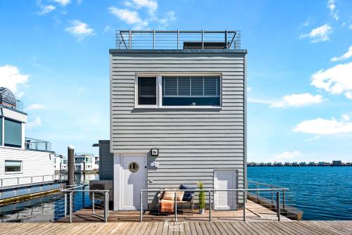 Schwimmendes Haus Aloha
