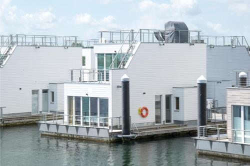 Schwimmendes Haus Art Emotion