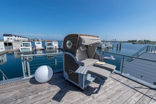 Schwimmendes Haus Sea Lounge