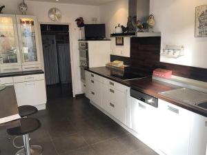 Sea view holiday home in Sanary sur Mer with private pool