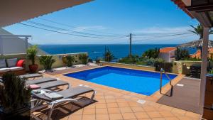 Maison de vacances Sea View Villa - Private swimming pool and sea views 32 Rua Baden Powell 9125-031 Caniço Madère