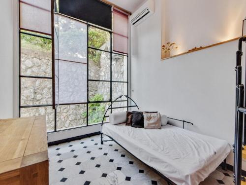 Secluded holiday home in Beaulieu sur Mer near the beaches