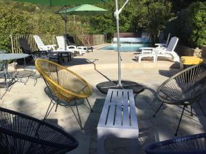 Secluded villa with private pool for 8 people six km to the beach