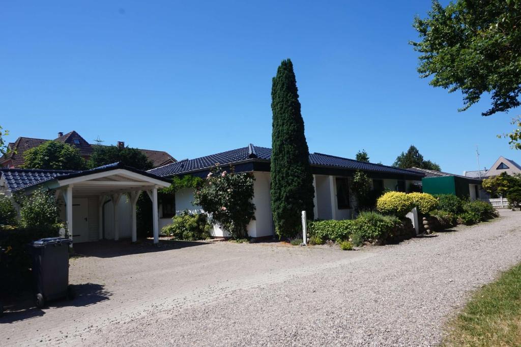 Seeperle 1, Ferienhaus am Leuchtturm mit traumhaftem Garten 4 Zum Leuchtturm, 25826 Ording