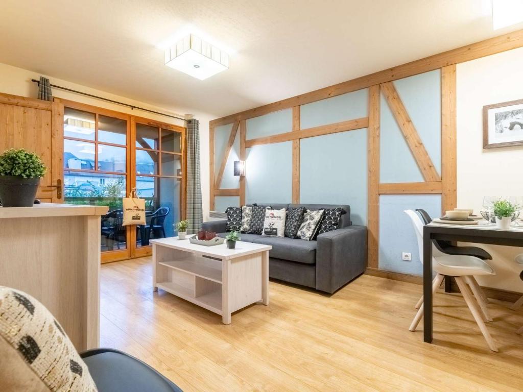 Sehr idyllisches Haus ein paar Schritte zur Bucht 33950 Le Piquey