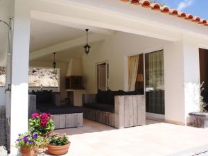 Semi-detached holiday home in Covas with a swimming pool
