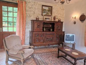 Semi-detached house in the castle park, Bénodet