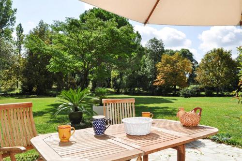 Semi-detached house, Lussan