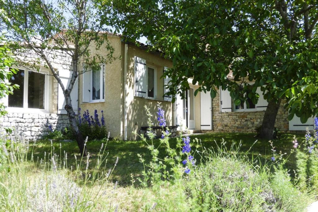 Semi-detached house, Revest-du-Bion , 04150 Revest-du-Bion