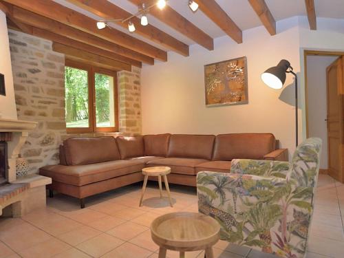 Serene Holiday Home in Cussac with Private Terrace Barbeque