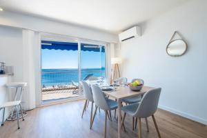 SERRENDY  RARE !  Superbe appartement avec vue sur la mer 