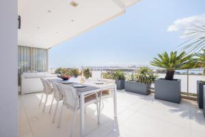 SERRENDY  Rare !  TOIT-TERRASSE VUE MER à 4 min à pied de la Croisette