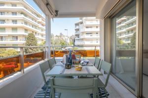 SERRENDY Stylish 2-bedroom apartment a few steps from the famous Croisette