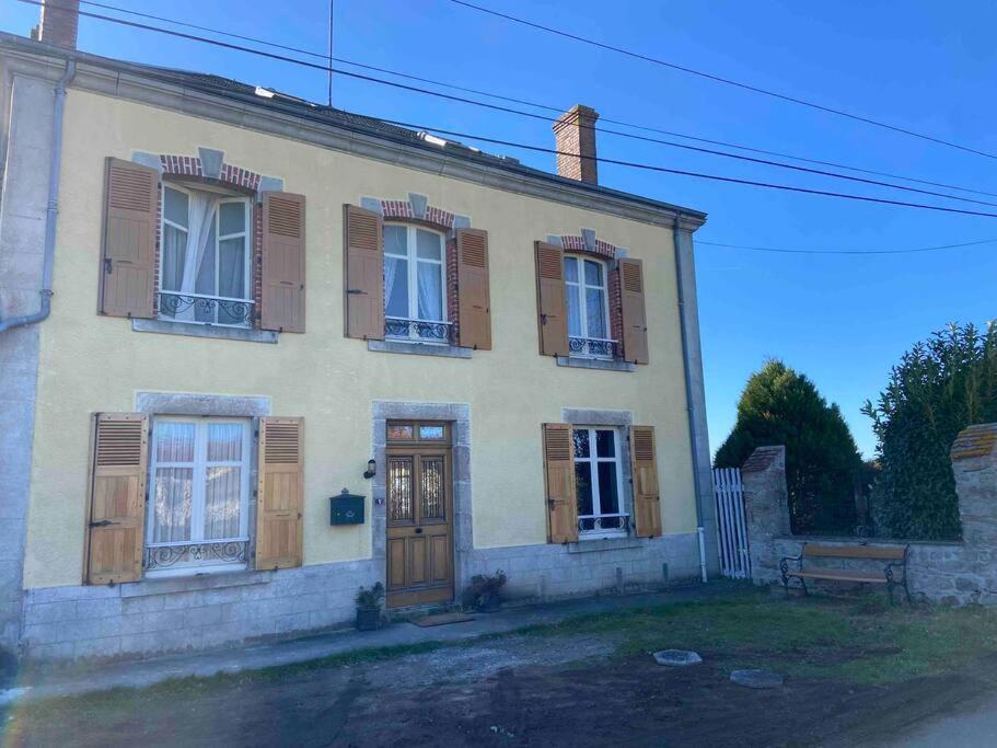 Maison de vacances Sfeervol huis op het platteland 1 Les Brosses 87160 Mailhac-sur-Benaize