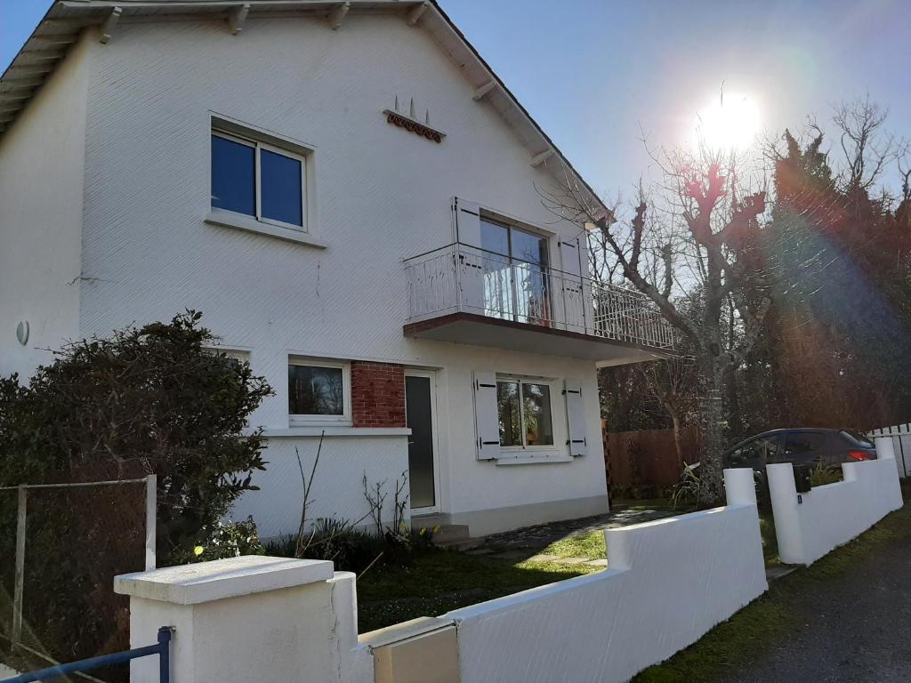 Simplistic Villa in Barjac with Swimming Pool 30430 Barjac