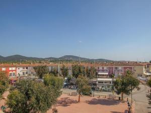 Snug holiday home in Port Grimaud near the beach