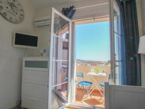 Snug holiday home in Port Grimaud near the beach