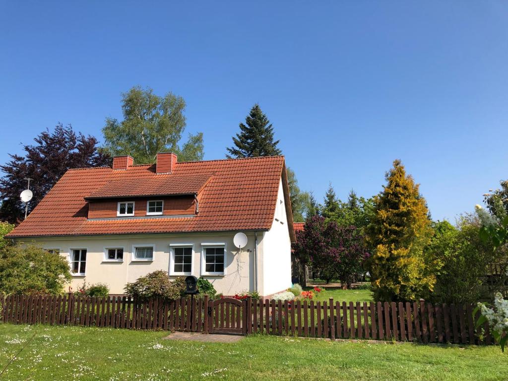 Maison de vacances Sommerhaus Boldevitz auf Rügen 10 Dorfstraße 18528 Boldevitz