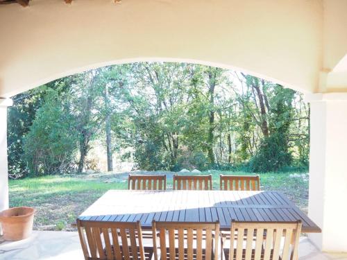 Spacious and comfortable holiday home with private garden, Le Tignet