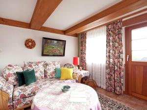 Maison de vacances Spacious apartment in a Black Forest house with common room  79875 Urberg Bade-Wurtemberg