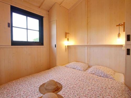 Spacious bungalow in Ploemel with shared swimming pool