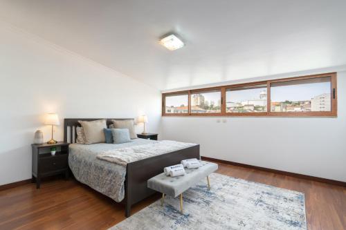 Spacious Duplex House - Jacuzzi & Terrace