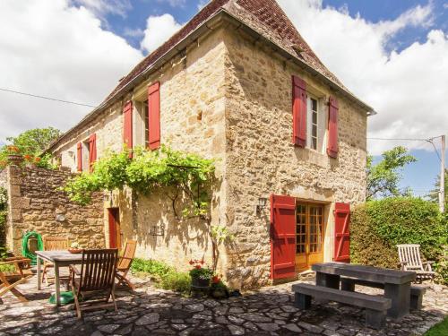 Spacious Farmhouse in Saint Cybranet with Private Garden