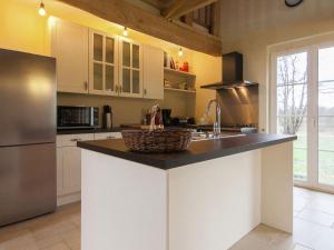 Maison de vacances Spacious holiday home in Auriac Dez jouls with pool  19220 Dezéjoul Limousin